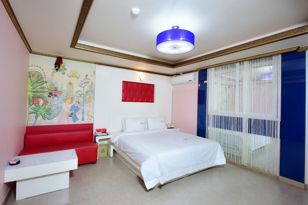 Gwangju Metropolitan City Gwangju Queen Hotel מראה חיצוני תמונה