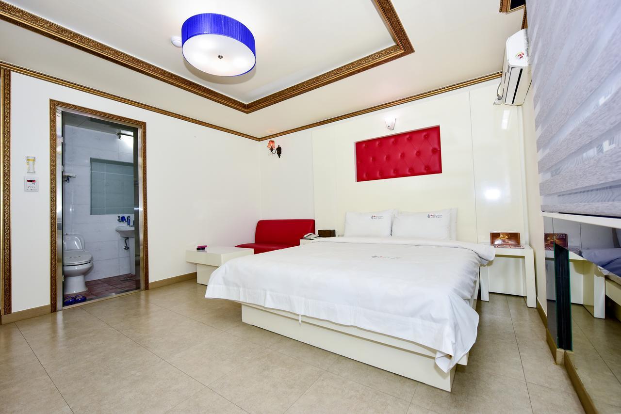 Gwangju Metropolitan City Gwangju Queen Hotel מראה חיצוני תמונה