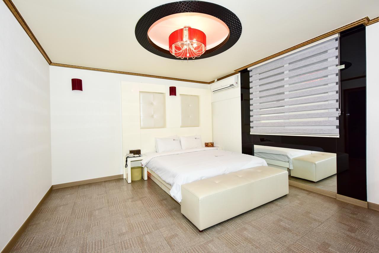 Gwangju Metropolitan City Gwangju Queen Hotel מראה חיצוני תמונה