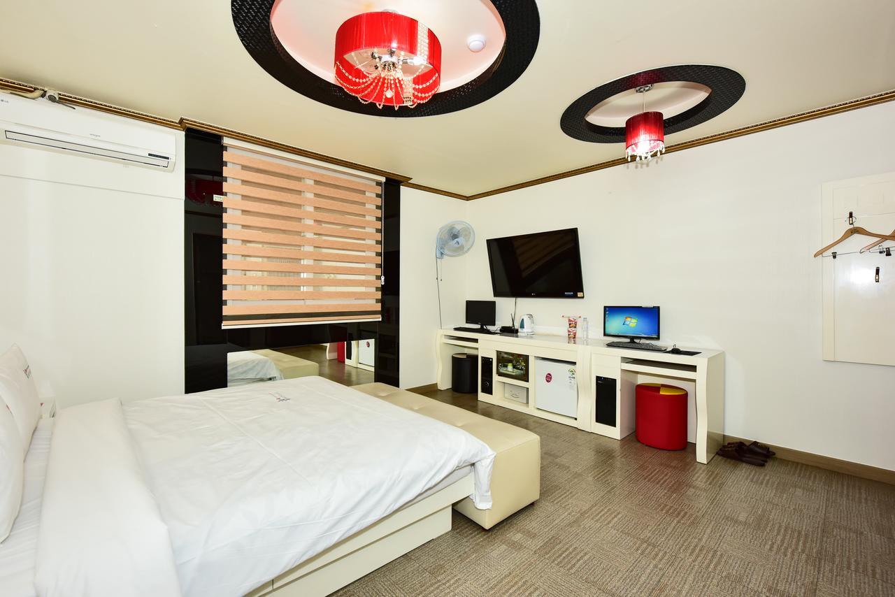 Gwangju Metropolitan City Gwangju Queen Hotel מראה חיצוני תמונה