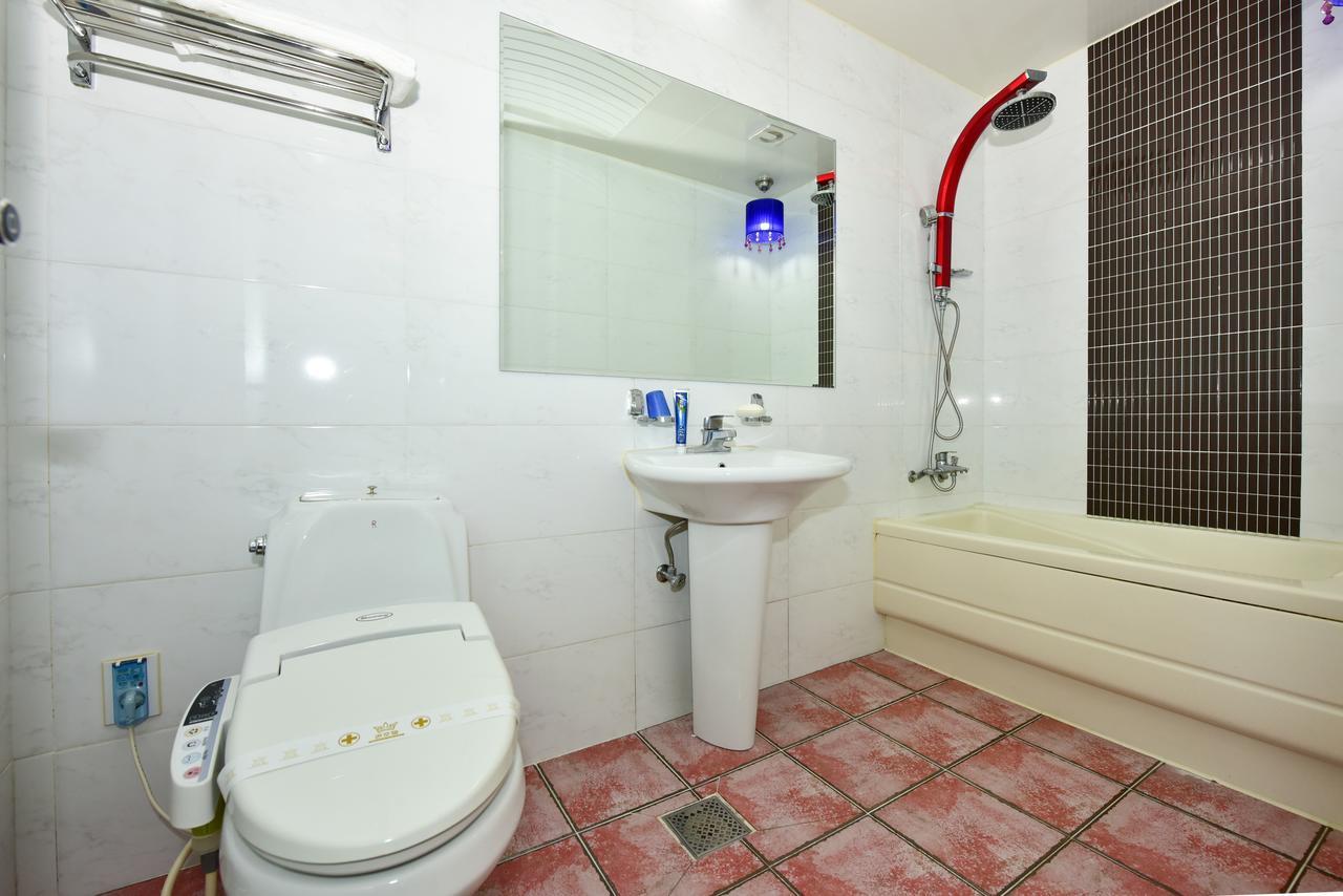 Gwangju Metropolitan City Gwangju Queen Hotel מראה חיצוני תמונה