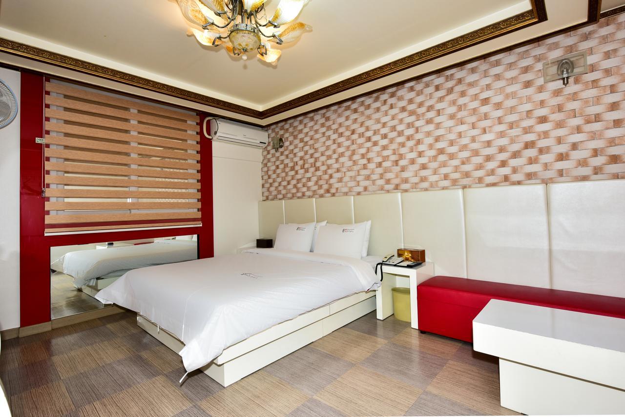 Gwangju Metropolitan City Gwangju Queen Hotel מראה חיצוני תמונה
