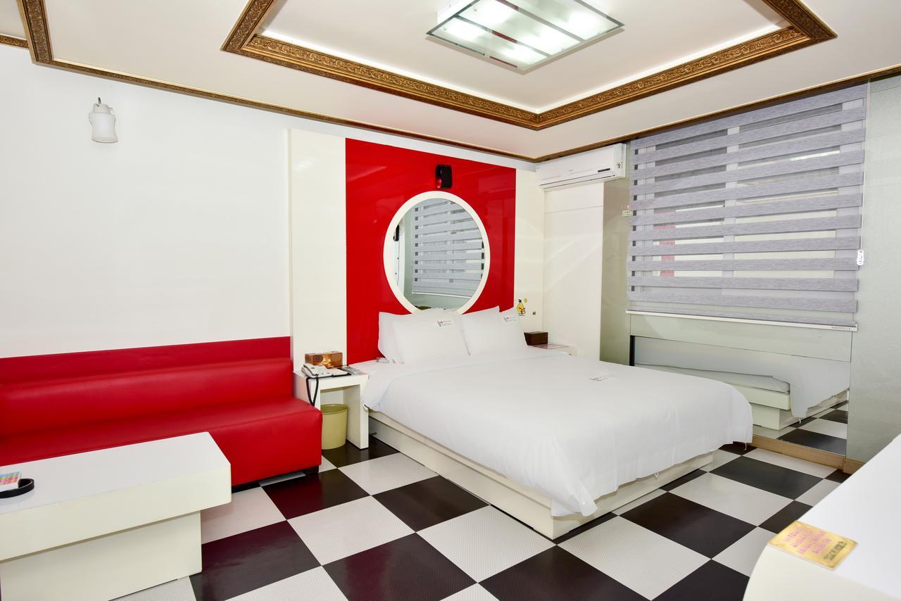 Gwangju Metropolitan City Gwangju Queen Hotel מראה חיצוני תמונה